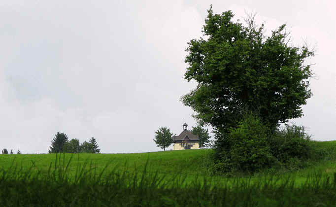 Josefskapelle und Mariengrotte von Moosbach