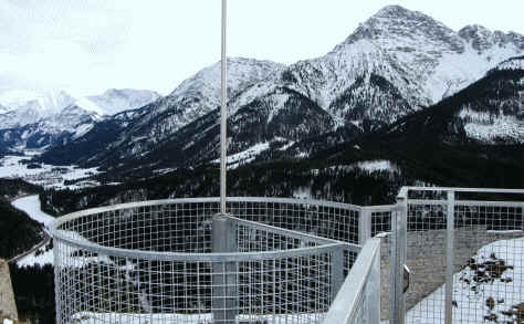 Schaufestung Schloßkopf im Winter