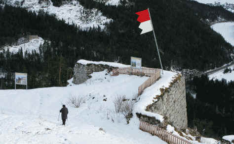 Schaufestung Schloßkopf im Winter