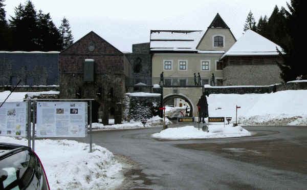 Schaufestung Schloßkopf im Winter