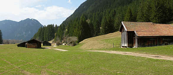 Wanderung im Vilstal