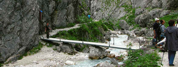 zur Hölltalangerhütte