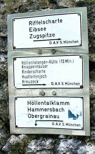 zur Hölltalangerhütte