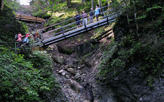 Schleifmuehlenklamm August Schuster Haus