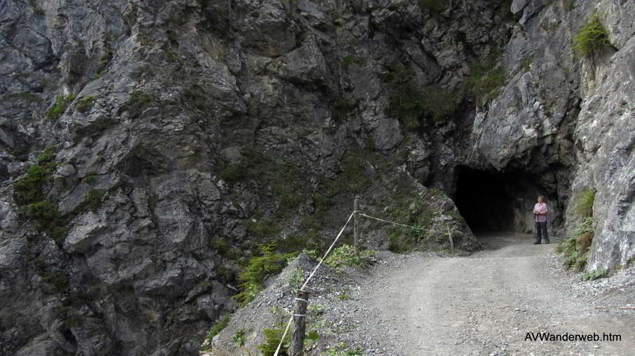 Sulzlalm Tunnelweg Holzgau