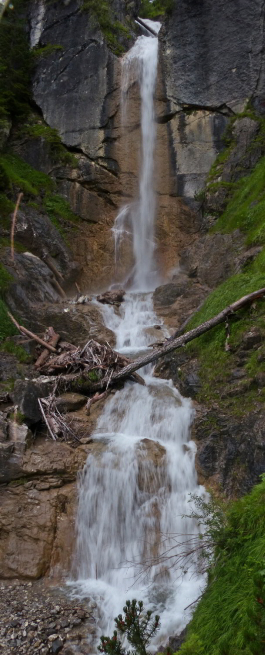 Modertal Wasserfall Bach