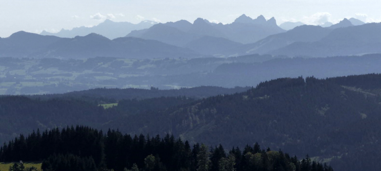 Schwarzer Grat Aussichtsturm Alpe Wenger-Egg