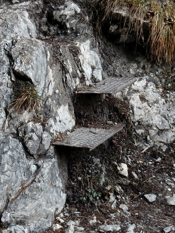 Steighilfen  im Hirschbachtobel