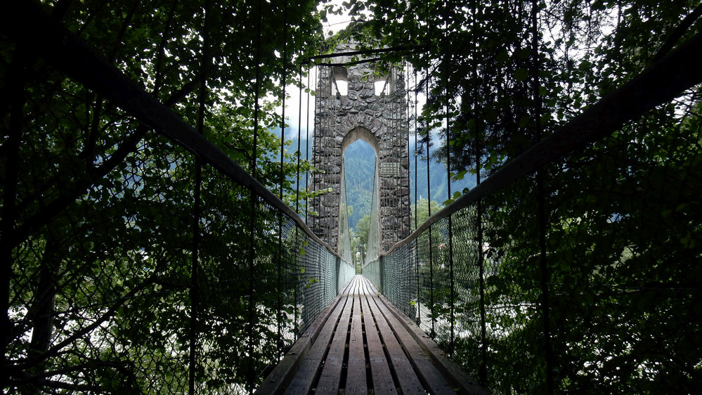 Hangebruecke Stams - Locherboden  Rundwanderung